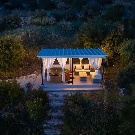 Di Lusso Agave Con Piscina Privata Riscaldata E Jacuzzi Βίλα Λιτσάρδα